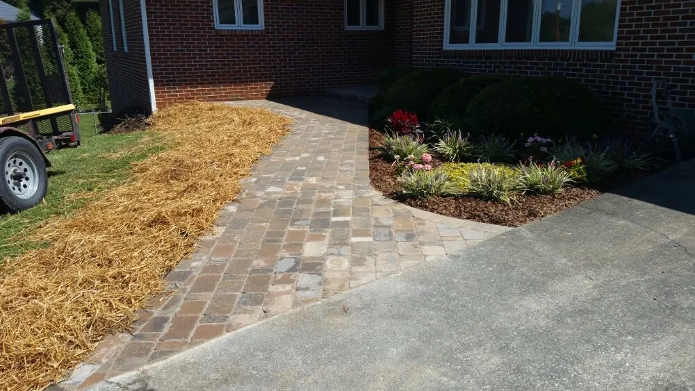 Affordable garden landscaping near you in Kingsport, TN by Green Valley Landscape & Property Svcs.