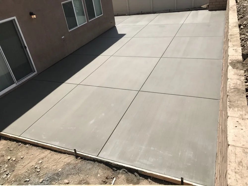 Local lawn mowing service for homes across Hesperia, CA - Green Valley Landscaping