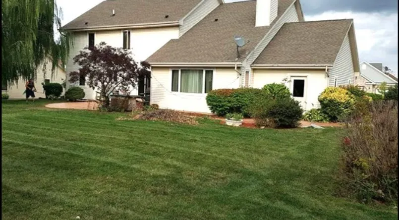 Expert landscaping services in Milwaukee, WI by Green Valley Landscaping