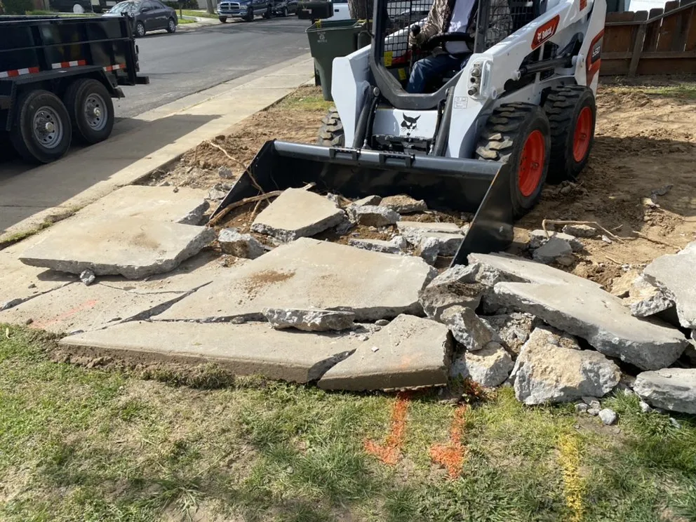 Reliable residential landscaping for year-round maintenance across Modesto, CA - Green Valley Landscaping