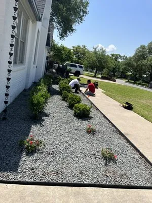 Green Valley Lawn Service Logo