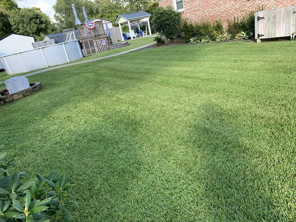 Trusted garden landscaping in Saint Pauls, NC - Green Valley Lawncare