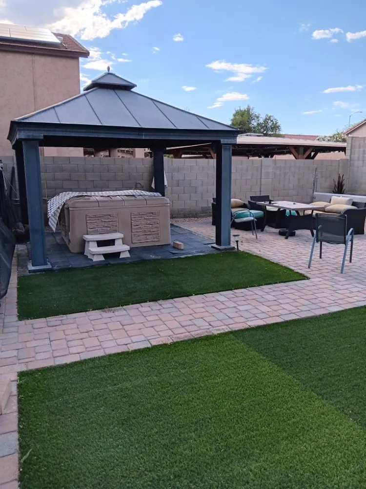 Top-rated lawn mowing service in Mesa, AZ by Green Valley Service