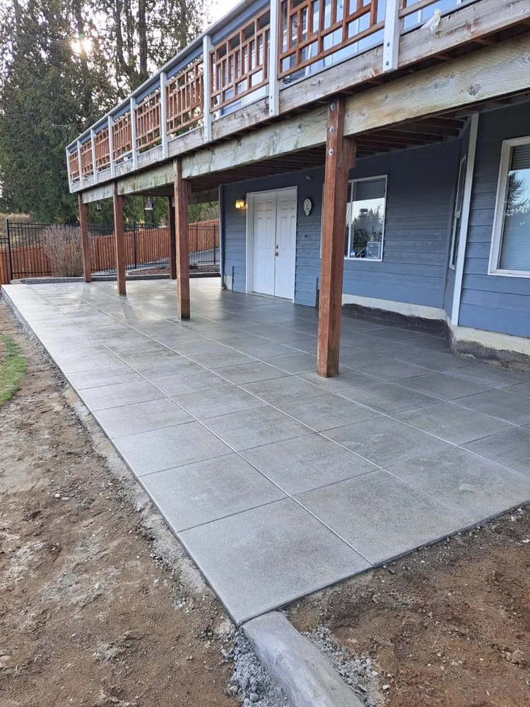 Trusted lawn care service for residential properties across Shelton, WA - Green valley Tree Service & Landscape