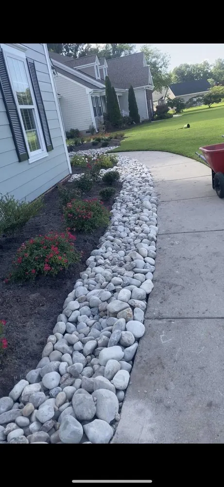 Custom residential landscaping experts serving Newport News, VA - Green View Lawn Care