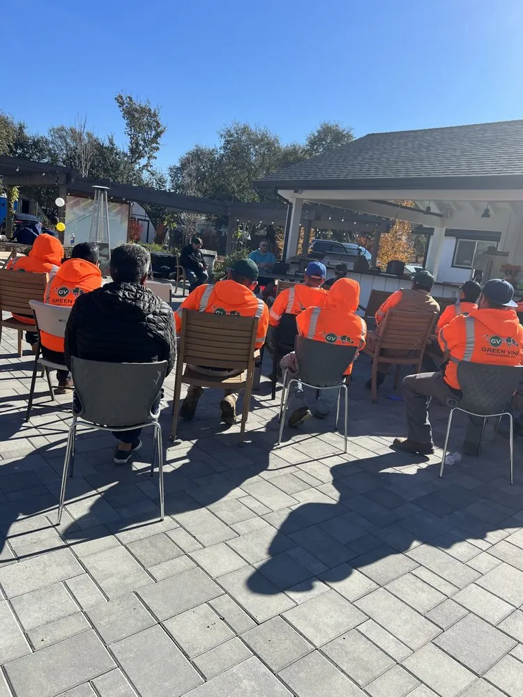 Custom yard cleanup service in Santa Rosa, CA by Green Vine Landscaping