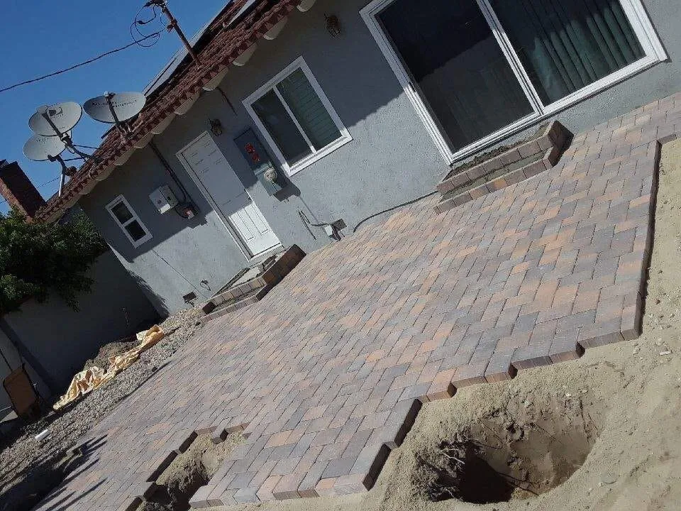 Trusted lawn mowing service in Sherman Oaks, CA by Green Vision