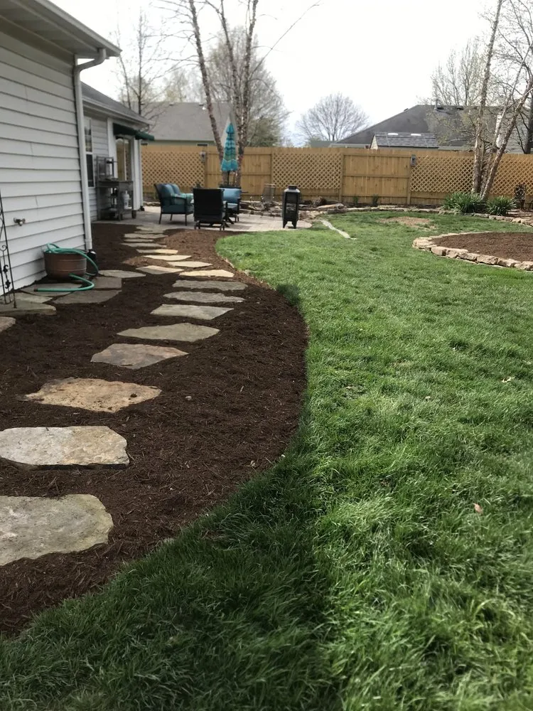 Trusted landscape design experts serving Columbia, MO - Green Visions