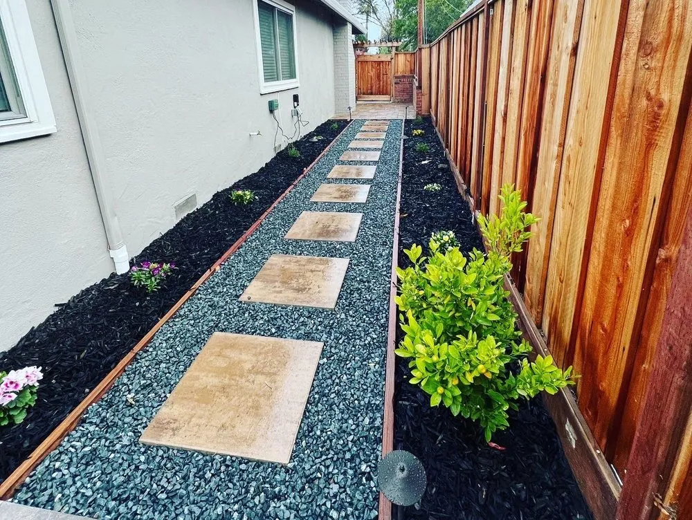 Expert landscaping services experts serving Walnut Creek, CA - Green Walnut Landscaping and Maintenance