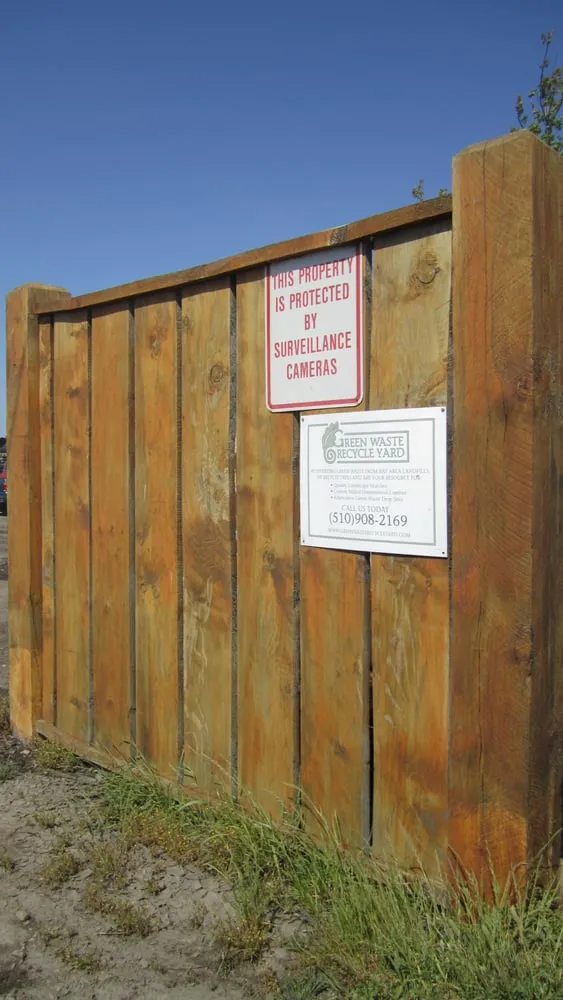 Expert lawn mowing service experts serving Richmond, CA - Green Waste Recycle Yard