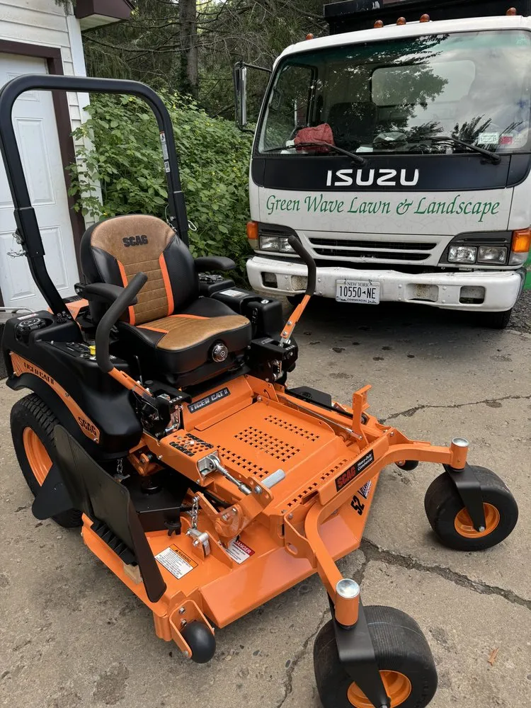 Top-rated lawn care service experts serving Schenectady, NY - Green Wave Lawn And Landscape