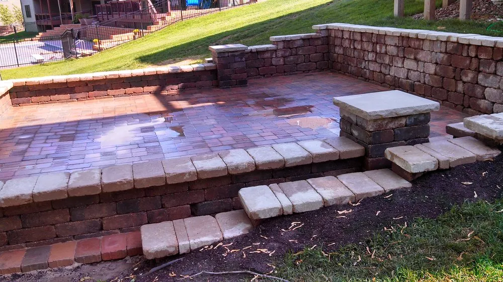 Affordable landscape installation experts serving Iowa City, IA - Green Way