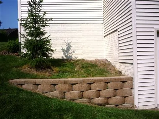 Affordable outdoor landscaping experts serving Iowa City, IA - Green Way