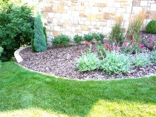 Professional lawn mowing service in Iowa City, IA - Green Way