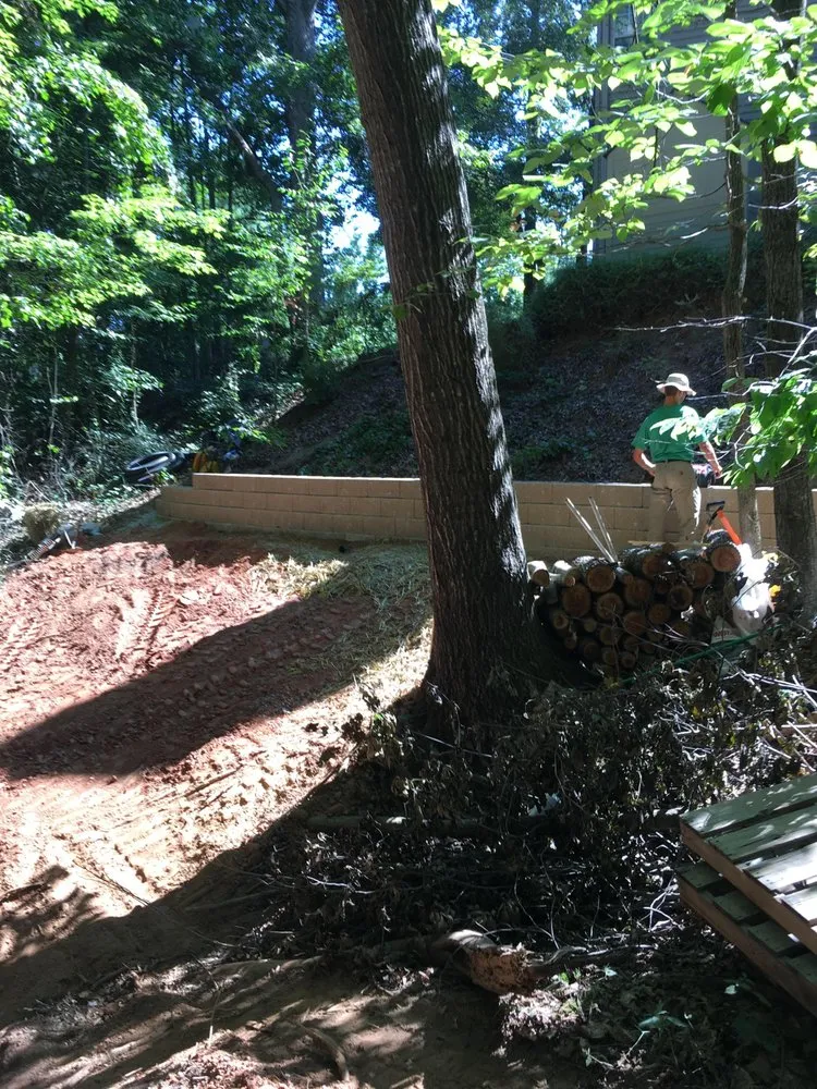 Trusted lawn mowing service in Gainesville, GA - Green Way Lawn Service