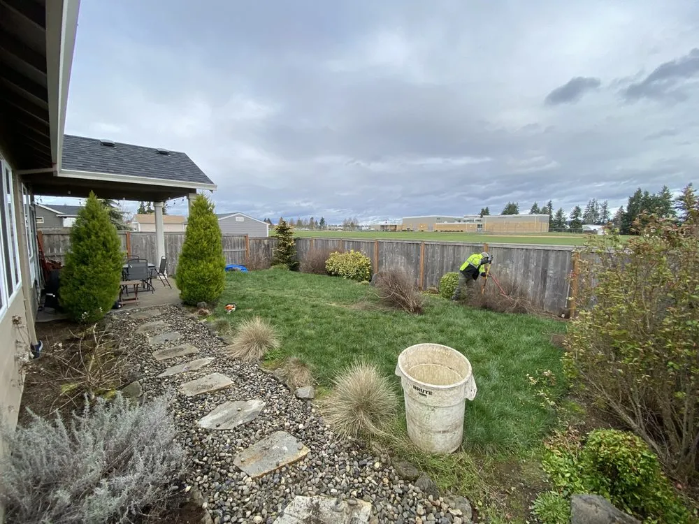 Local residential landscaping in Molalla, OR by Green Work