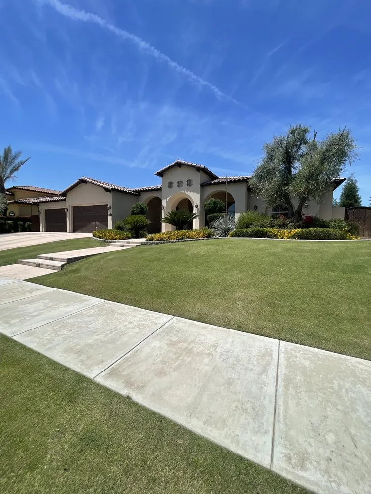 Professional landscaping services in Bakersfield, CA - Green Works
