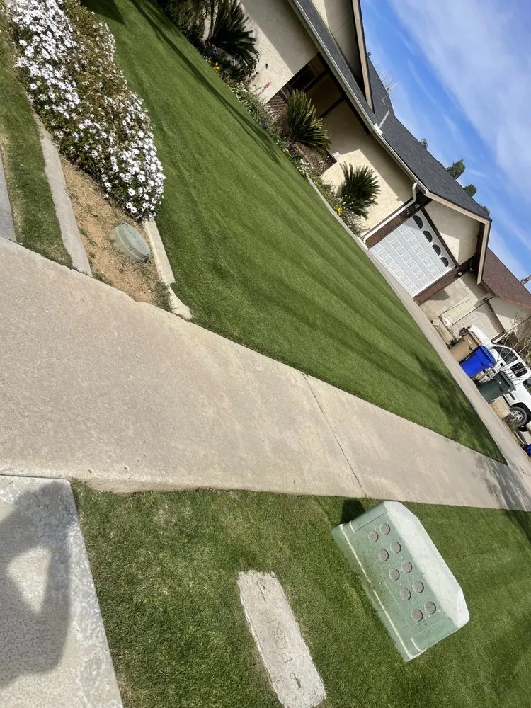 Affordable yard maintenance experts serving Bakersfield, CA - Green Works