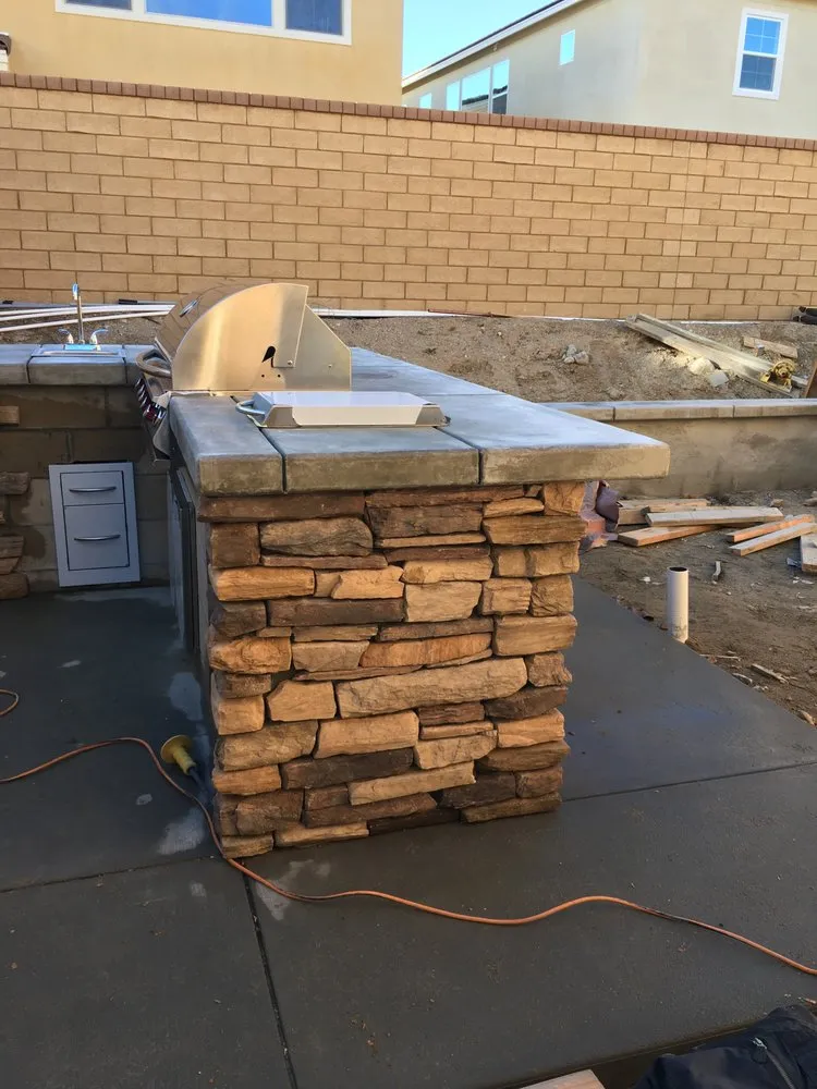 Local yard cleanup service near you in Val Verde, CA by Green Works SCV