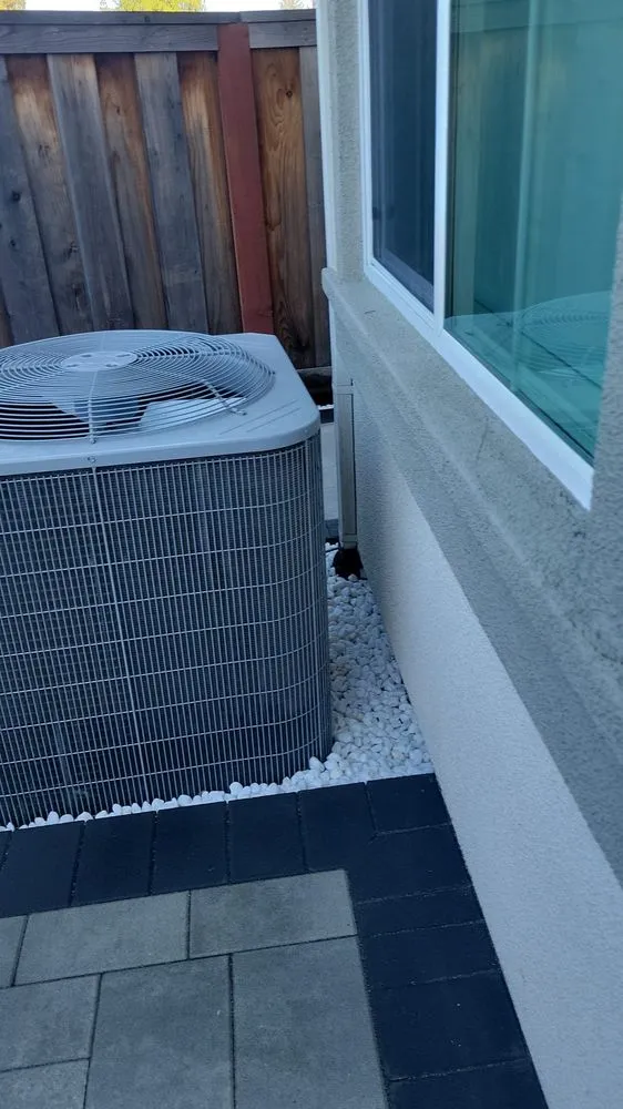 Reliable lawn mowing service experts serving Concord, CA - Green World Landscape