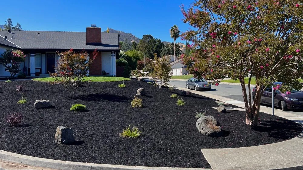 Top-rated lawn mowing service in Concord, CA by Green World Landscape