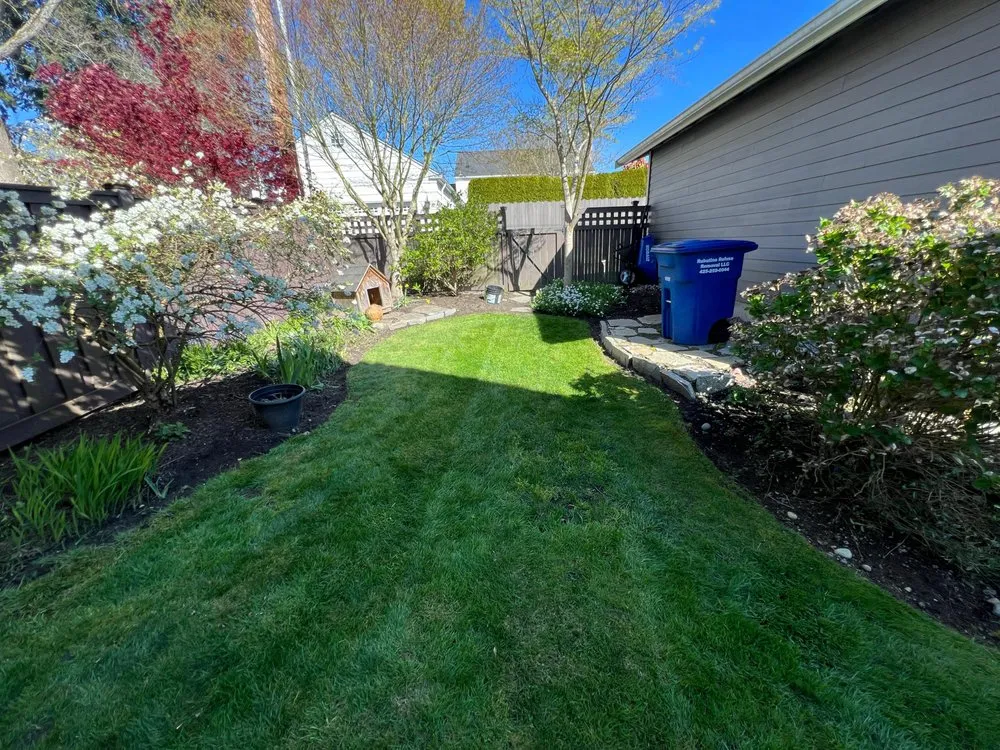 Expert outdoor landscaping in Everett, WA by Green World Landscaping