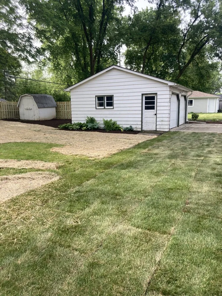 Custom yard cleanup service for beautiful yards in Lisle, IL by Green World Landscaping Service