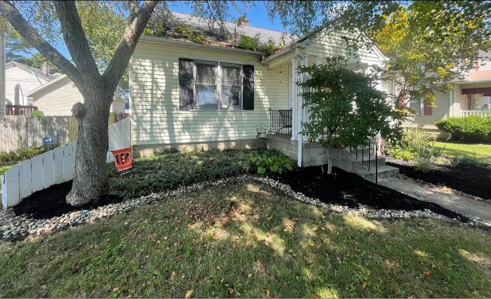 Custom landscape installation experts serving Lancaster, OH - Green World Lawn and Landscape