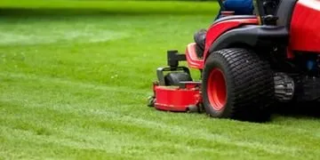 Custom landscaping services in Plaistow, NH by Green World