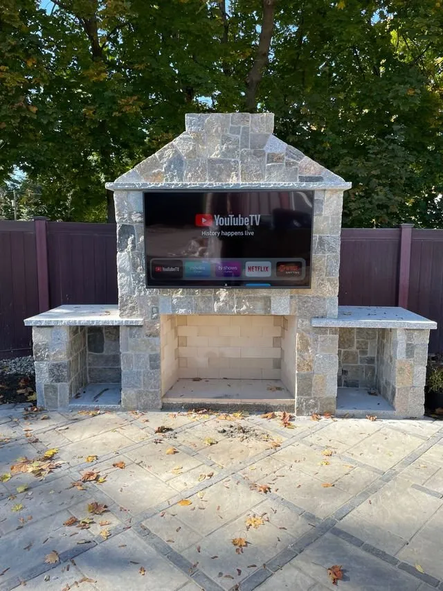 Professional lawn mowing service in Plaistow, NH - Green World