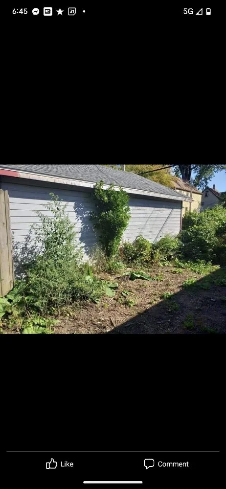 Expert landscaping services for homes in Milwaukee, WI by Green Yard Landscape & Lawncare