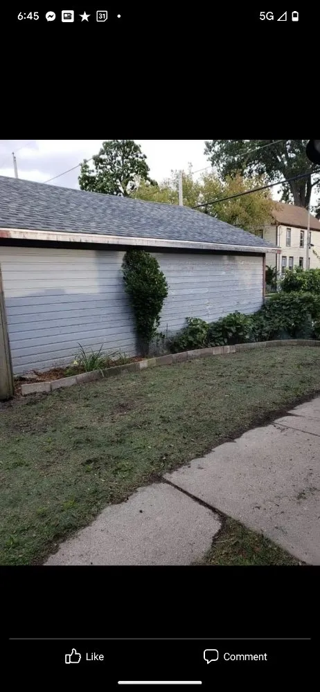 Custom lawn care service in Milwaukee, WI by Green Yard Landscape & Lawncare