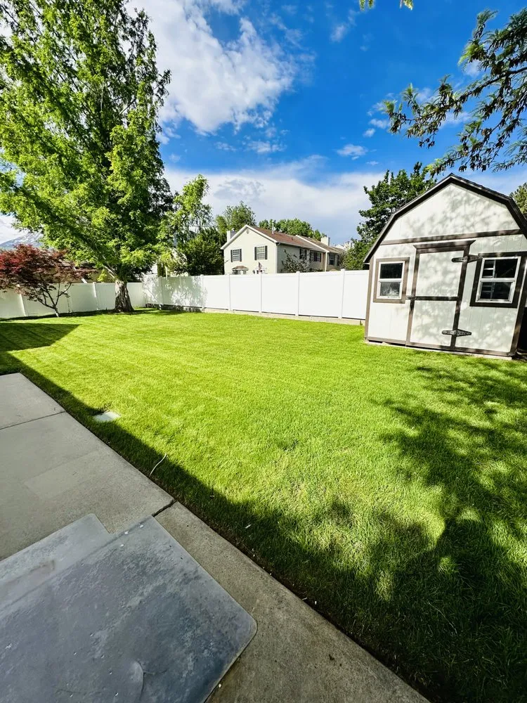 Local lawn mowing service experts serving Provo, UT - GreenArt Lawn Care Services