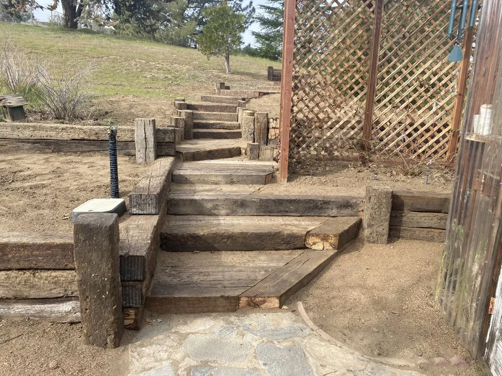 Local yard cleanup service experts serving Palmdale, CA - Greenbee Landscape