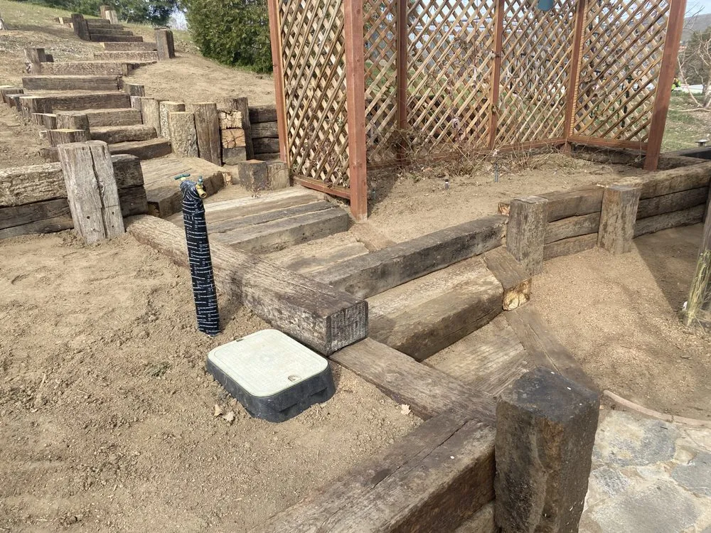 Custom outdoor landscaping in Palmdale, CA by Greenbee Landscape