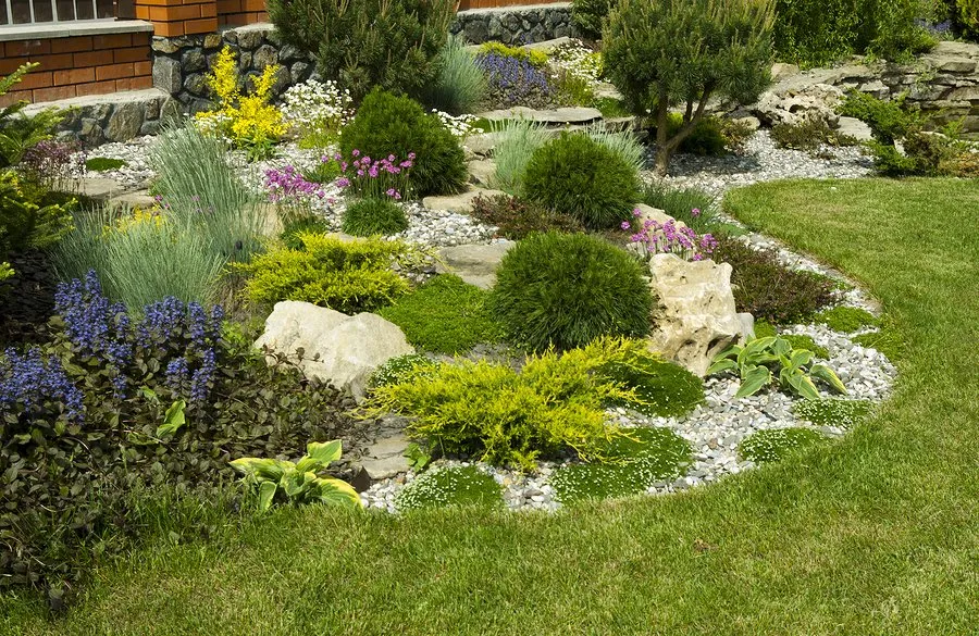 Custom garden landscaping for beautiful yards across Greenbelt, MD - Greenbelt Landscaping