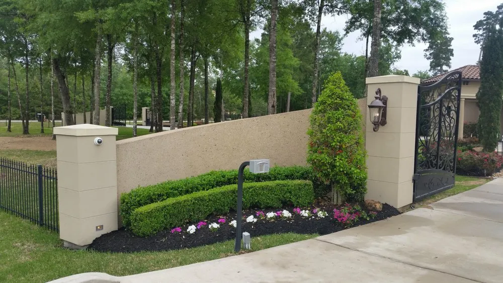 Affordable yard maintenance in Houston, TX - Greenbelt Services