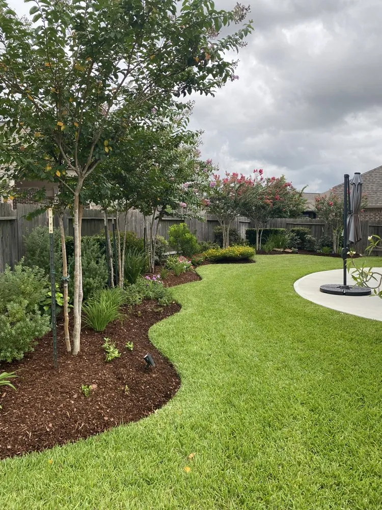 Professional outdoor landscaping for homes in Houston, TX by Greenbelt Services
