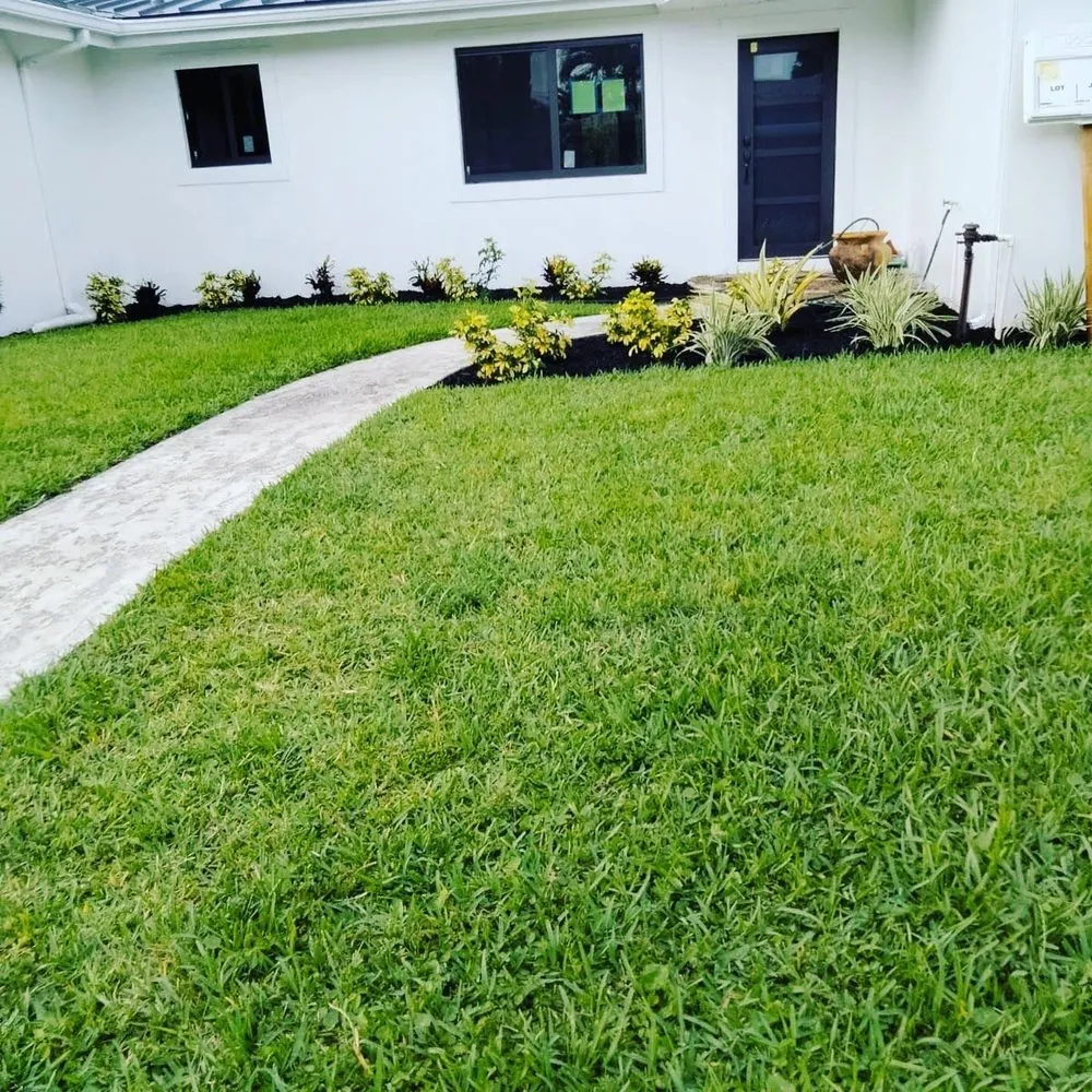 Expert yard maintenance in West Palm Beach, FL by GreenBlade Landscaping