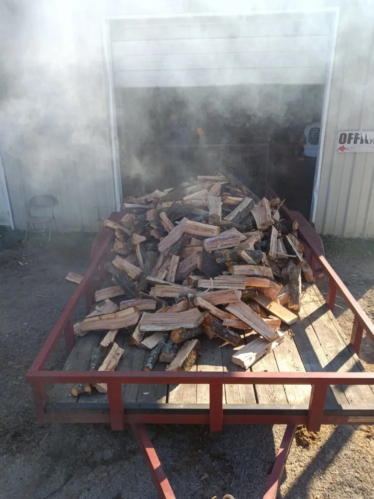 Affordable lawn care service experts serving Tuscumbia, AL - Greenboi Lawncare