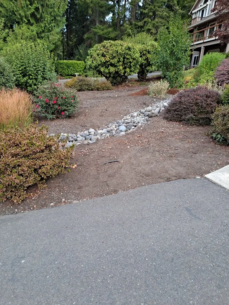 Local lawn care service in Shelton, WA - Greenbrier Landscape Maintenance