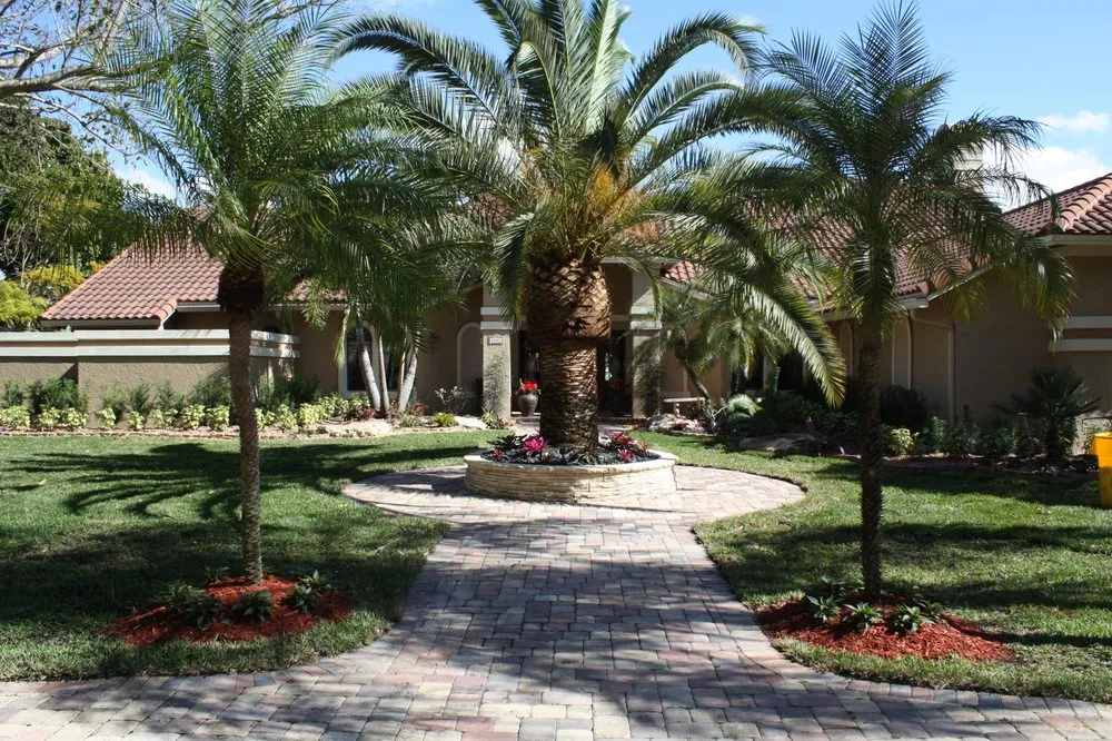 Custom garden landscaping for homes in Clearwater, FL by Greenbrook Landscape