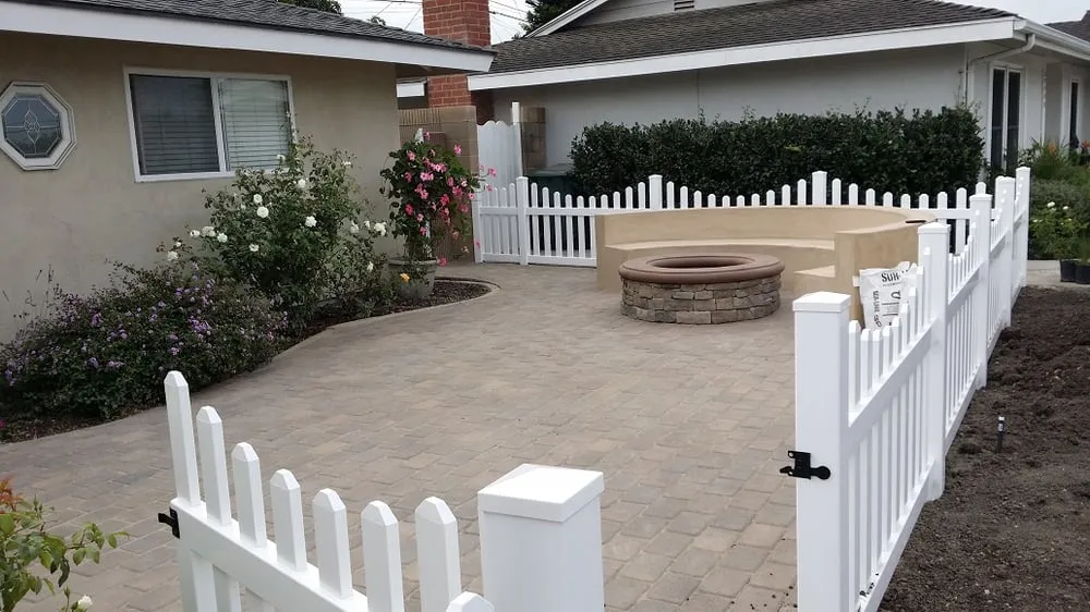 Local lawn care service for homes in Buena Park, CA by GreenCali