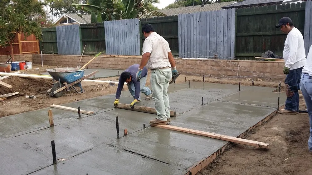 Reliable lawn mowing service in Buena Park, CA by GreenCali