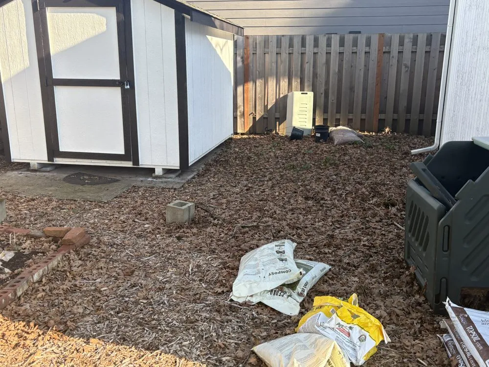 Expert lawn care service in Gladstone, OR by Greencare