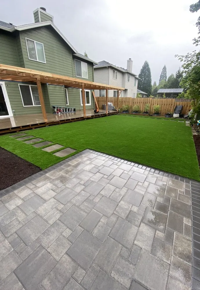 Professional yard cleanup service experts serving Clackamas, OR - Greencare Landscape Maintenance