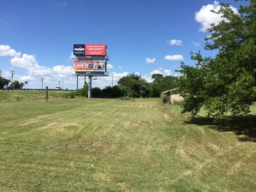 Reliable yard cleanup service in Crowley, TX - GreenCare Lawn and Landscape