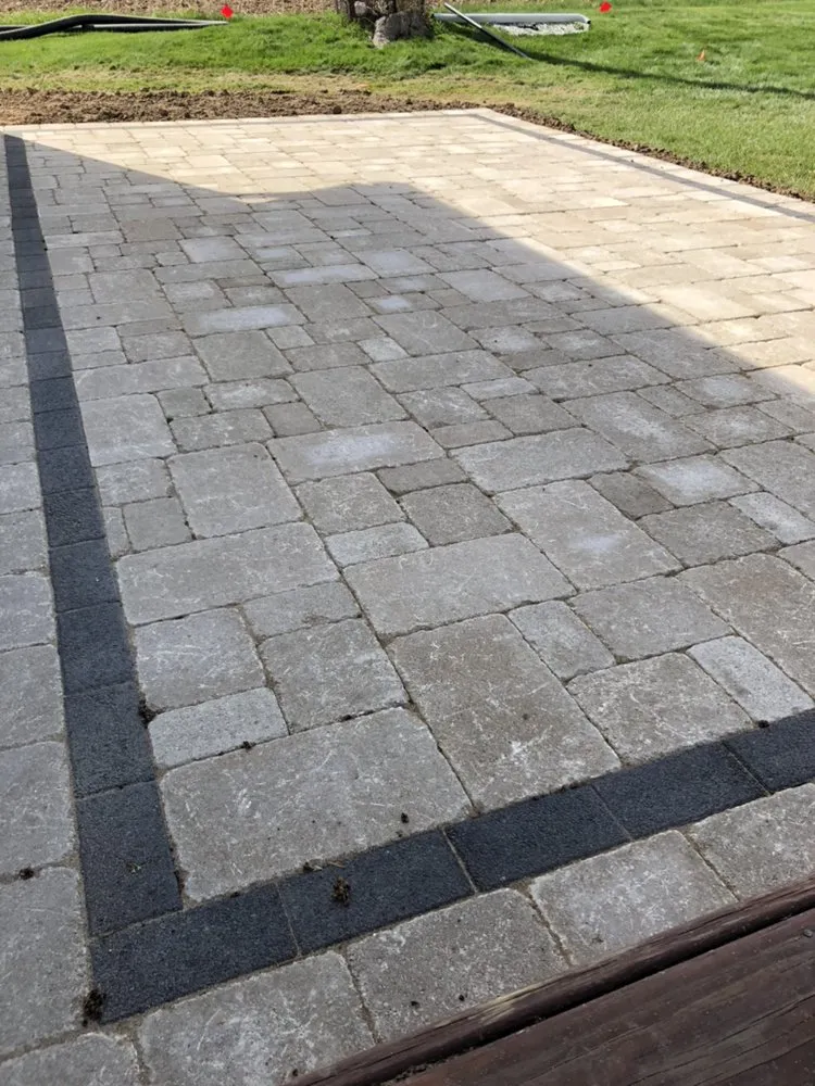 Trusted garden landscaping for residential properties in Belvidere, IL by GreenCity Lawn Maintenance