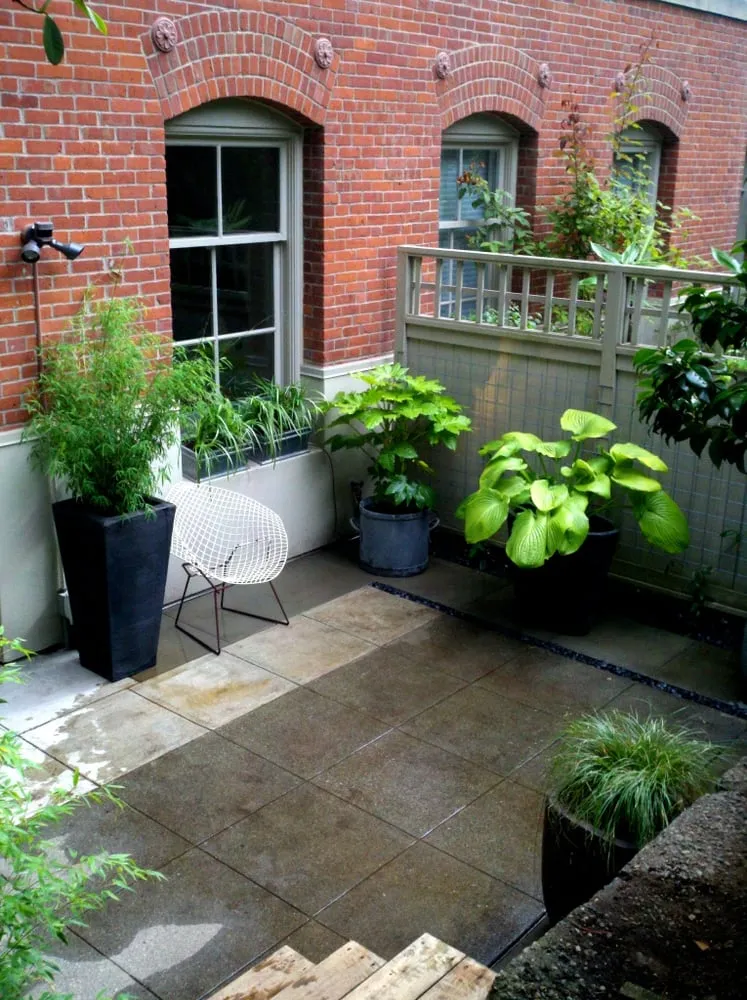 Affordable lawn mowing service in Edmonds, WA by Greencliff Landscape Company