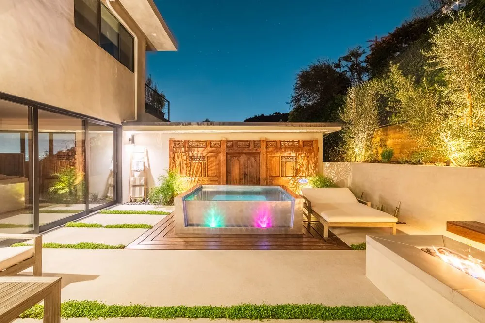 Top-rated lawn mowing service near you across Los Angeles, CA - Greencraft Landscape